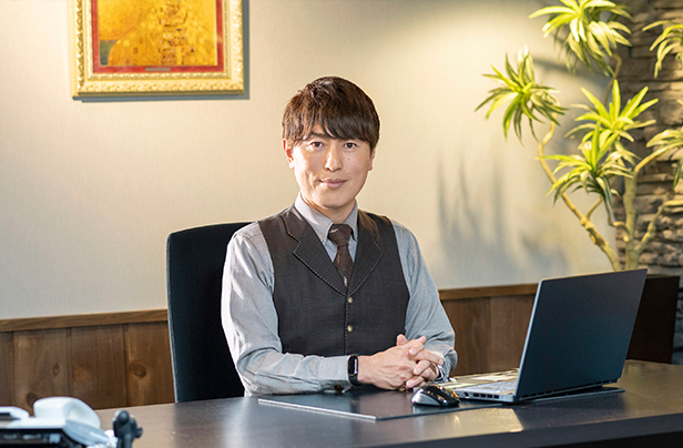 株式会社 住まいのウチイケ 代表取締役 内池 秀光