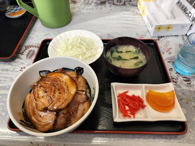 チャーシュー丼.jpg